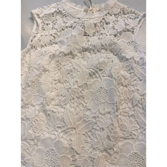 Nanette Lepore top lace with lining sz Medium - Picture 3 of 4